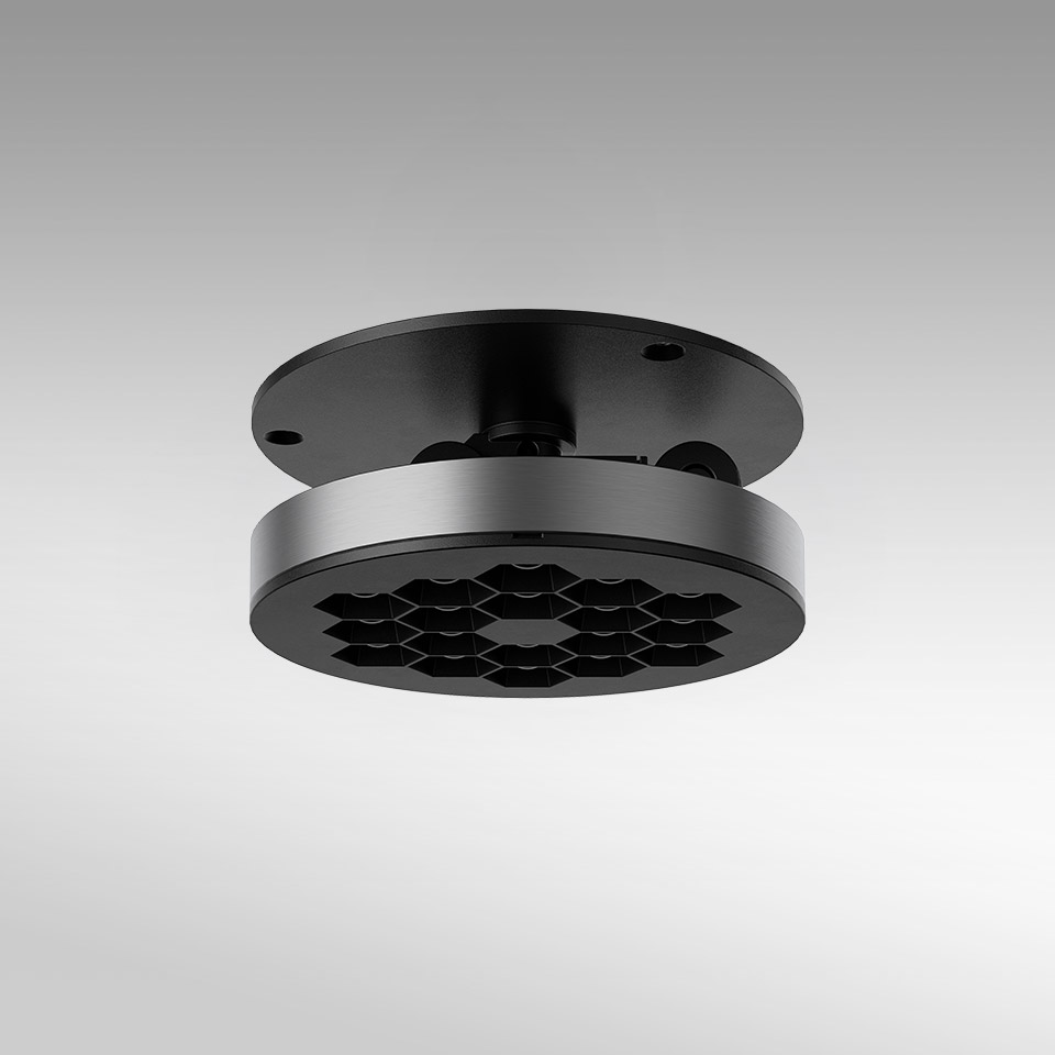 Plafoniera Artemide Helgoland Adjustable nera con diffusore LED a nido d'ape circolare e piastra di montaggio piatta
