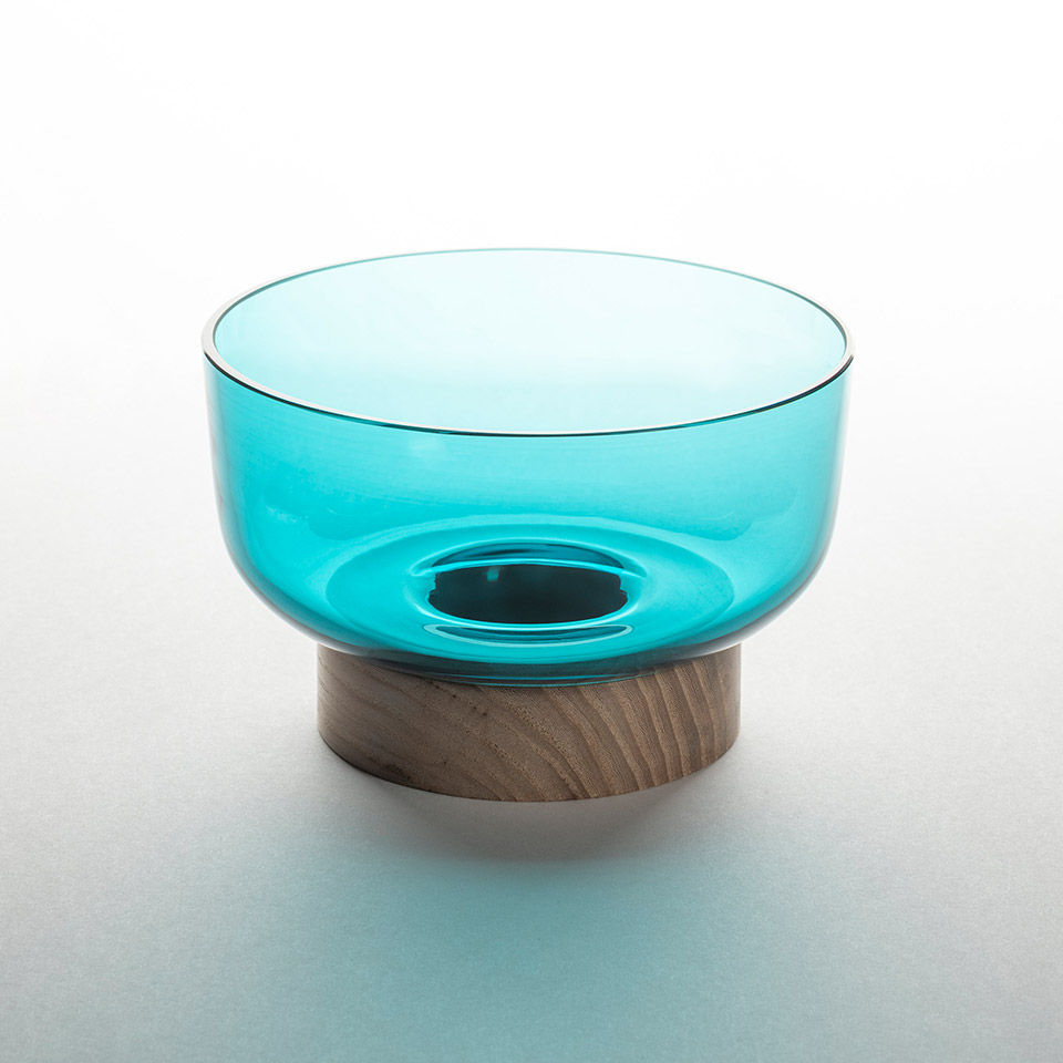 Artemide Bontà bowl: transparent turquoise blown glass cup on a natural wood cylindrical base