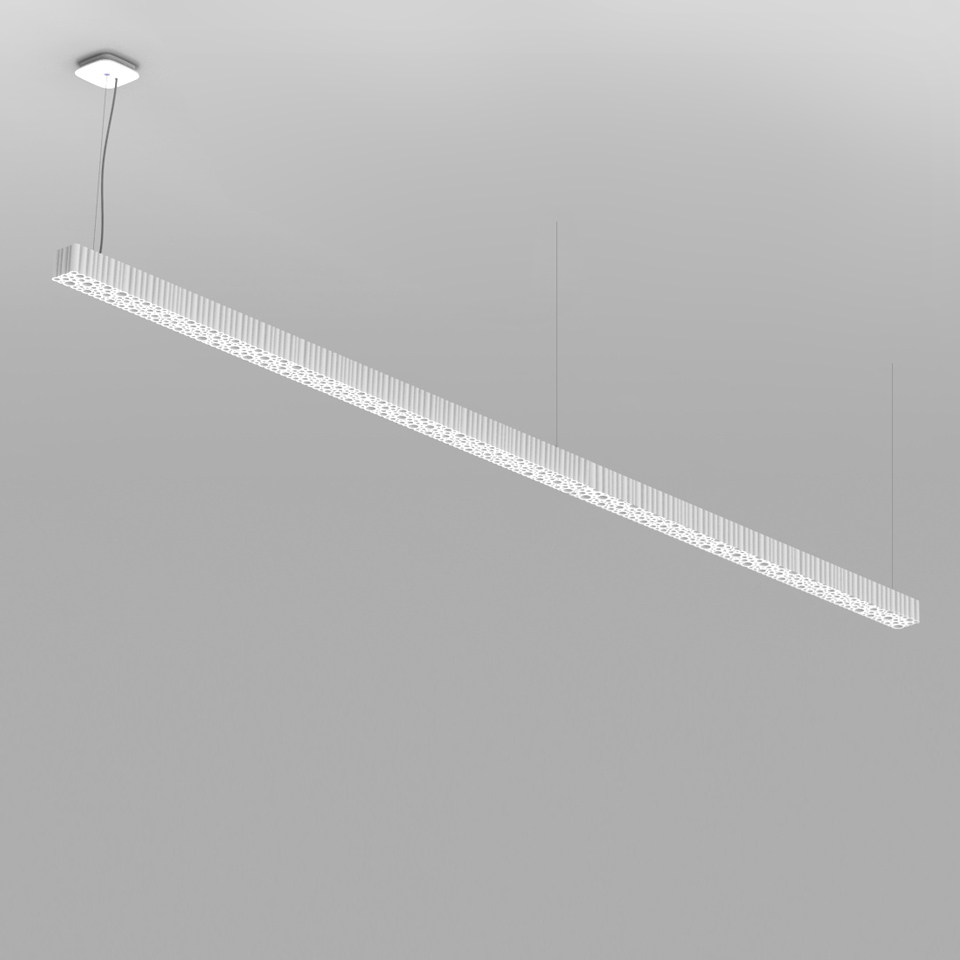 Artemide Calipso Linear Stand Alone: sottile lampada a sospensione bianca con barra LED allungata e motivo diffusore decorativo, sospesa da cavi