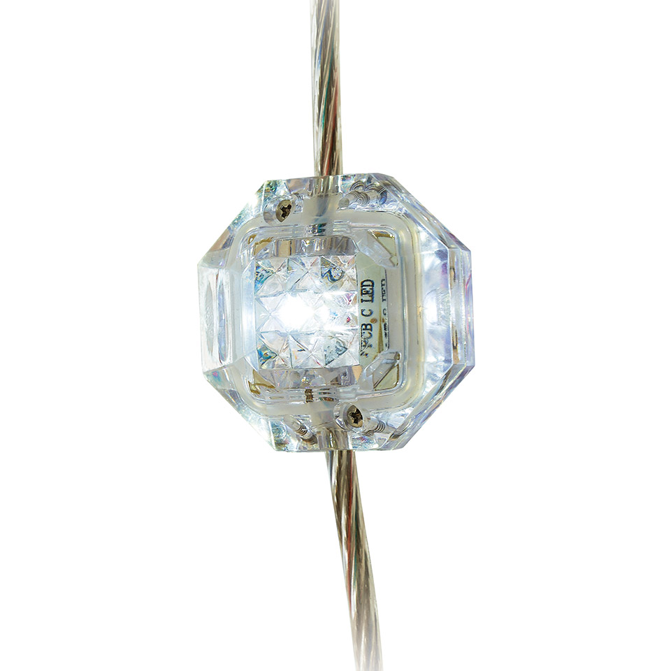 Nodo LED Diamante: corpo ottagonale in acrilico trasparente con LED bianco brillante, infilato su cavo trasparente