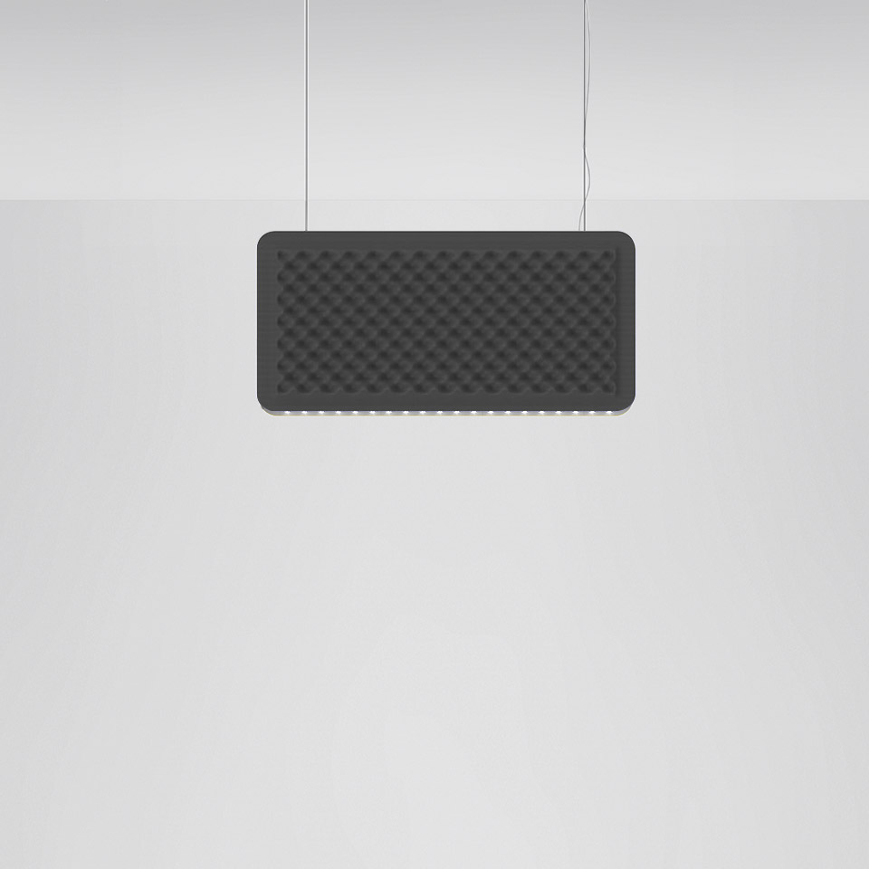 Lampada a sospensione Artemide Eggboard Baffle nera, forma rettangolare con pannello fonoassorbente a nido d'ape e striscia LED sul fondo