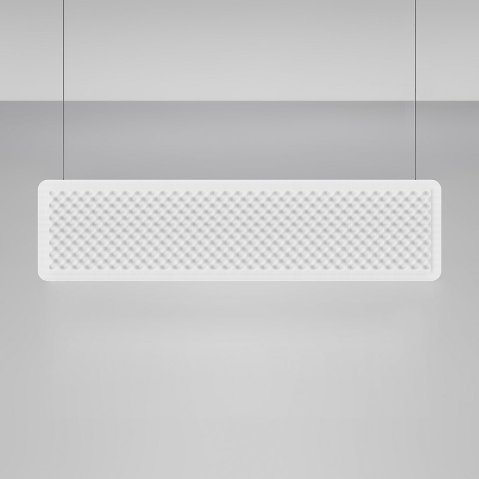 Lampada a sospensione Artemide Eggboard Baffle: diffusore rettangolare bianco con motivo a griglia tridimensionale, sospeso da due cavi