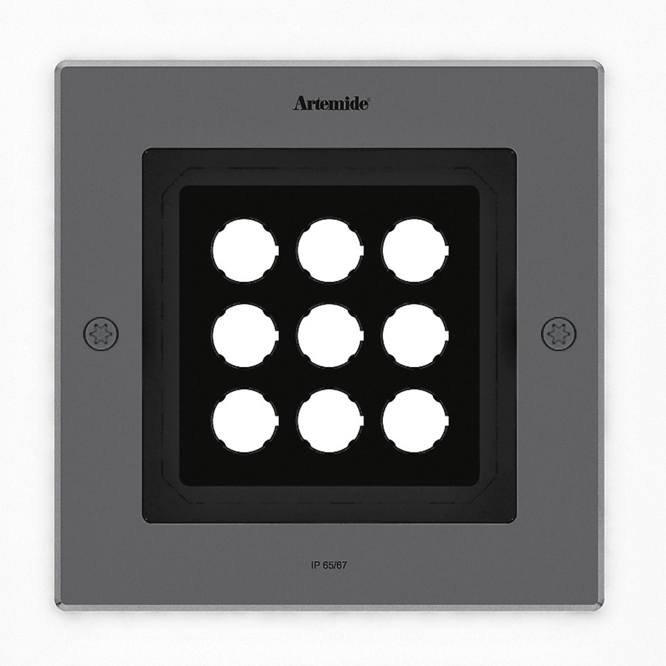 Artemide Ego 220 drive-over luce da incasso a pavimento, corpo quadrato grigio con 9 moduli LED circolari in griglia 3x3, certificazione IP65/67
