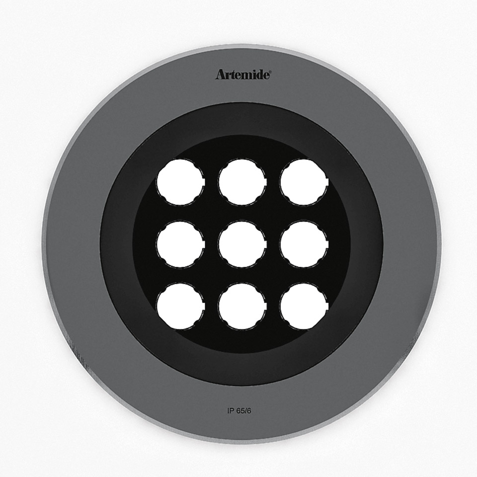 Artemide Ego 220 downlight, apparecchio da incasso circolare con 9 moduli LED in corpo nero, cornice grigia, certificazione IP65/6