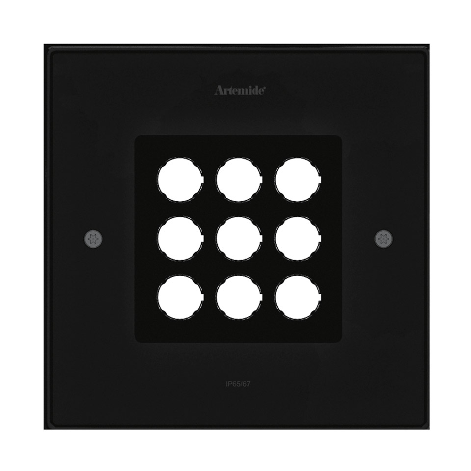 Downlight Artemide Ego 220 vetro, apparecchio da incasso quadrato nero con 9 aperture LED circolari in griglia 3x3, certificazione IP65/67