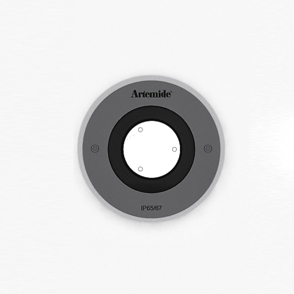 Faretto da incasso a terra Artemide Ego 90 flat walk-over, corpo rotondo in alluminio grigio, certificazione IP65/67, lente centrale bianca