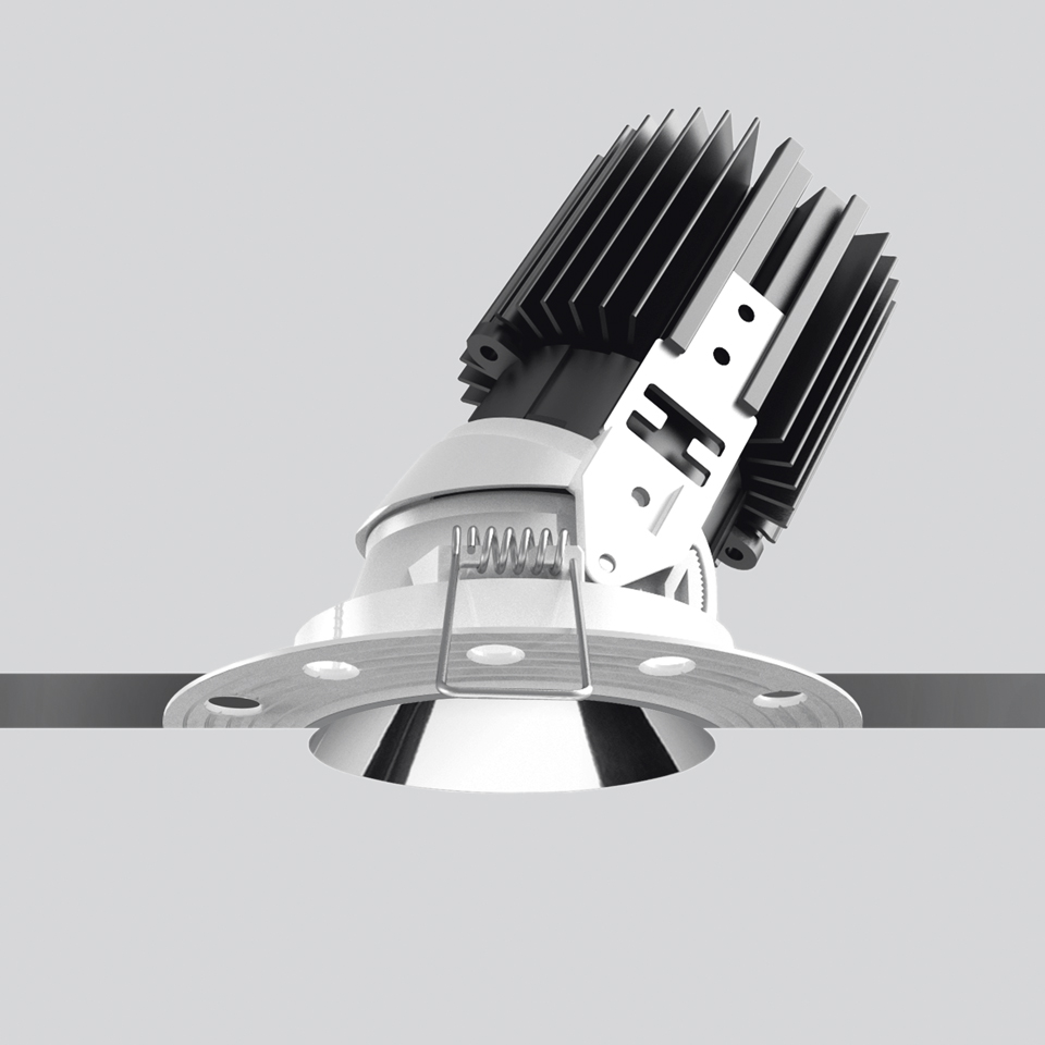 Faretto LED da incasso Artemide Everything 80 Trimless con dissipatore nero orientabile, cornice rotonda bianca e riflettore cromato