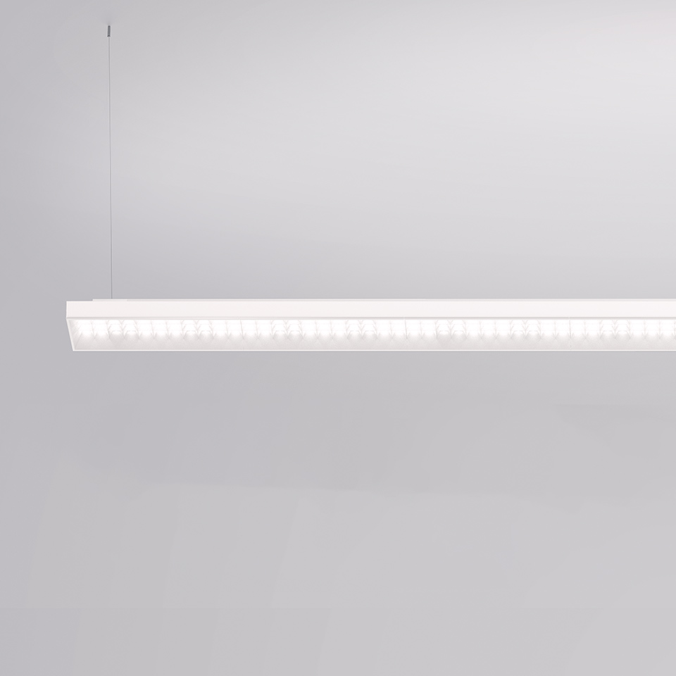 Artemide Hoy System: sottile lampada a sospensione lineare LED bianca con diffusore perforato, sospesa da un cavo sottile dal soffitto