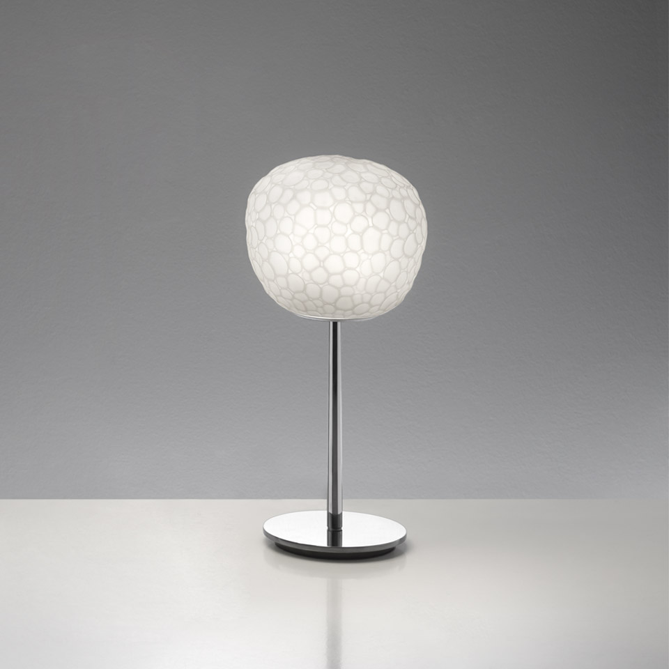 Artemide Meteorite Tavolo table lamp: white spherical diffuser with organic cell pattern on a slim chrome stem and round base