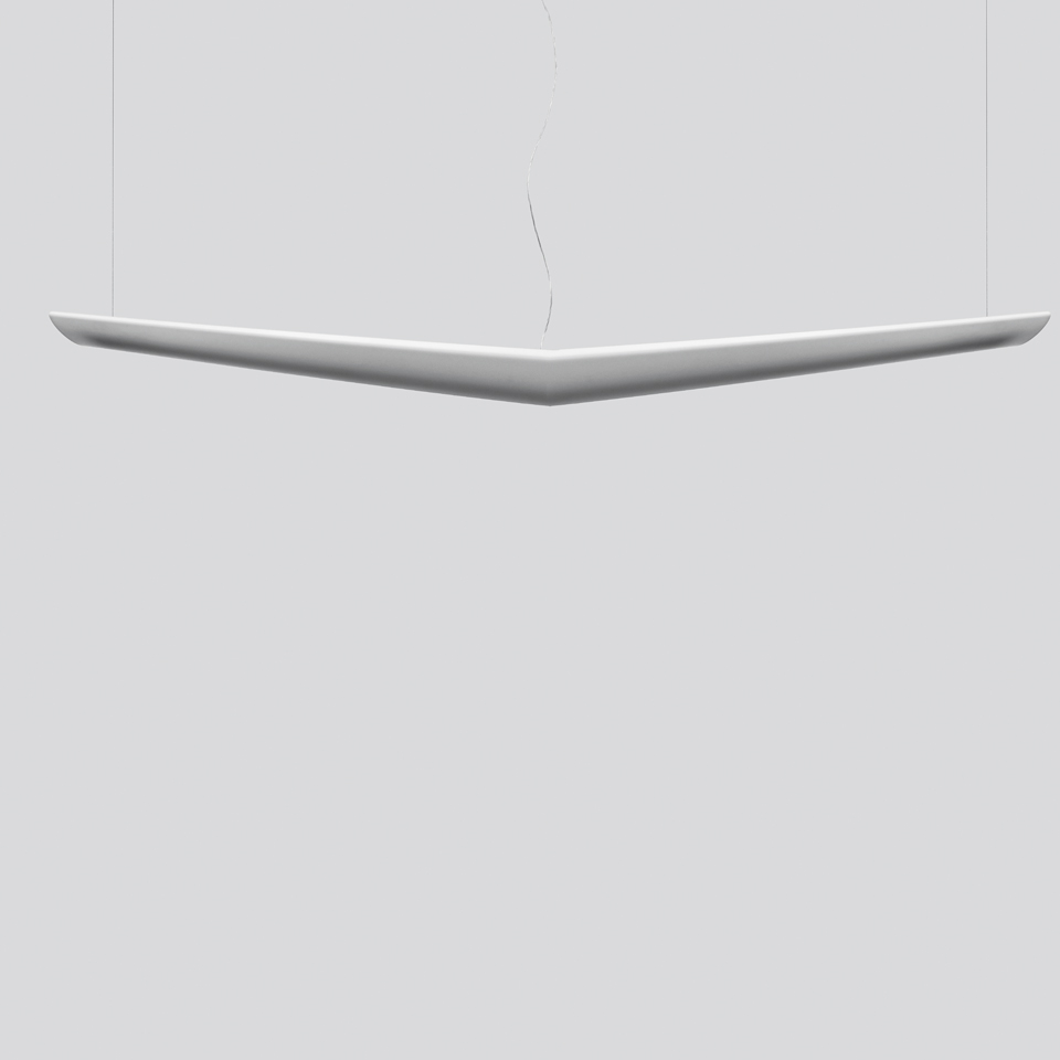 Lampada a sospensione Artemide Mouette, design bianco a forma di V come un boomerang, sospesa da sottili cavi, con luce diffusa verso l'alto e il basso