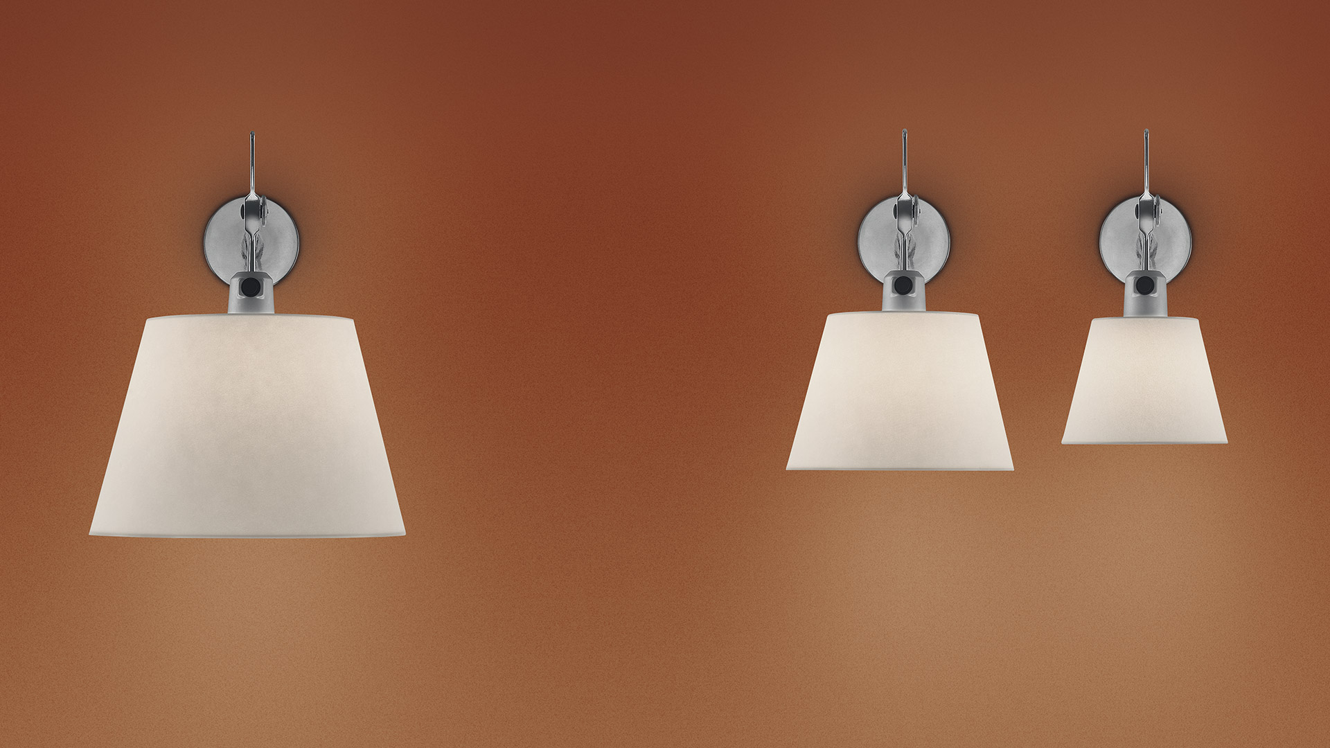 Lampada da parete Artemide Tolomeo Parete con braccio regolabile in alluminio e paralume diffusore conico in tessuto bianco su parete grigia